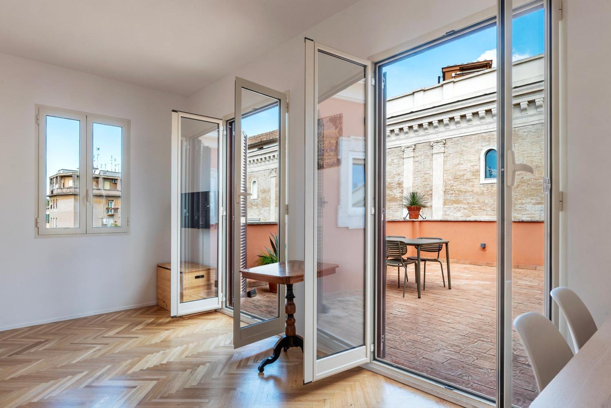 Apartment With Terrace In Via Del Pellegrino - Fromhometorome Luaran gambar
