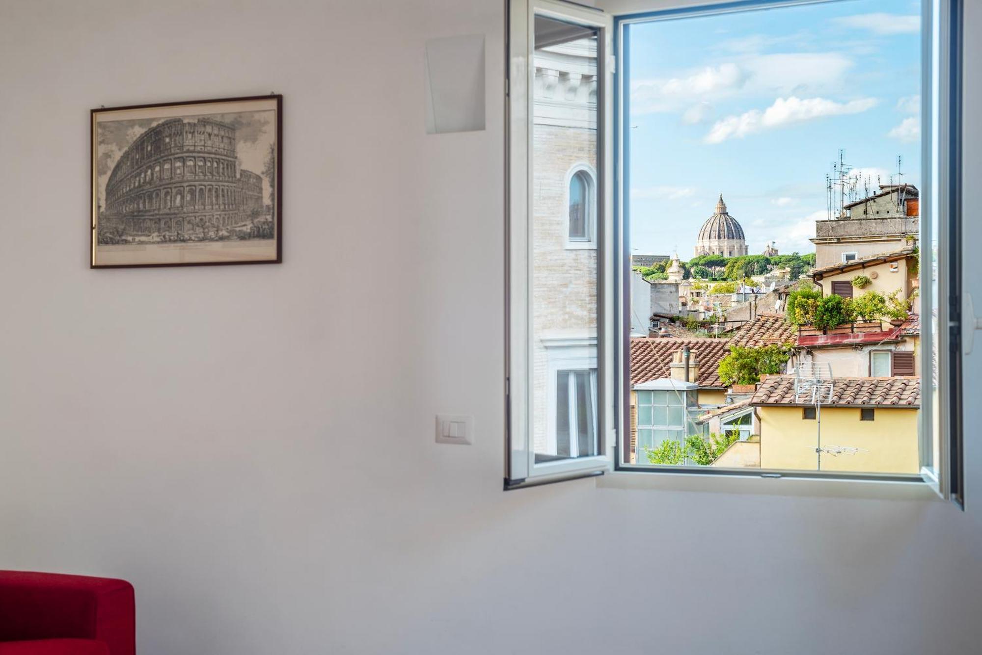 Apartment With Terrace In Via Del Pellegrino - Fromhometorome Luaran gambar