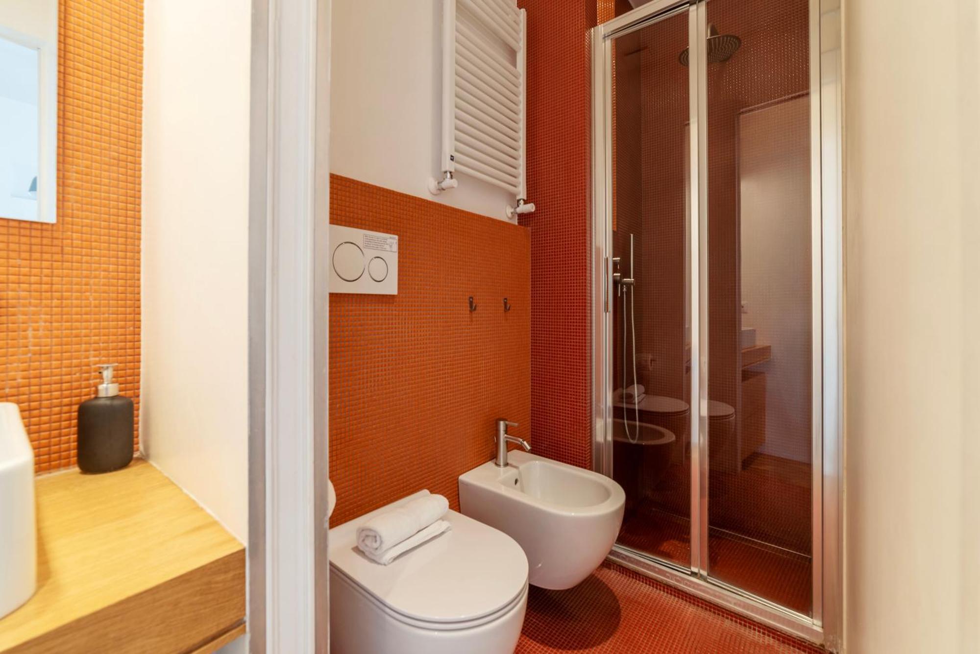 Apartment With Terrace In Via Del Pellegrino - Fromhometorome Luaran gambar